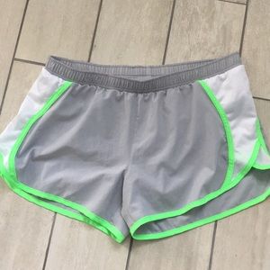 Old Navy active shorts